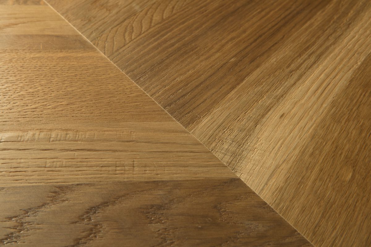 Quick-Step Intenso Smoked Mountain room